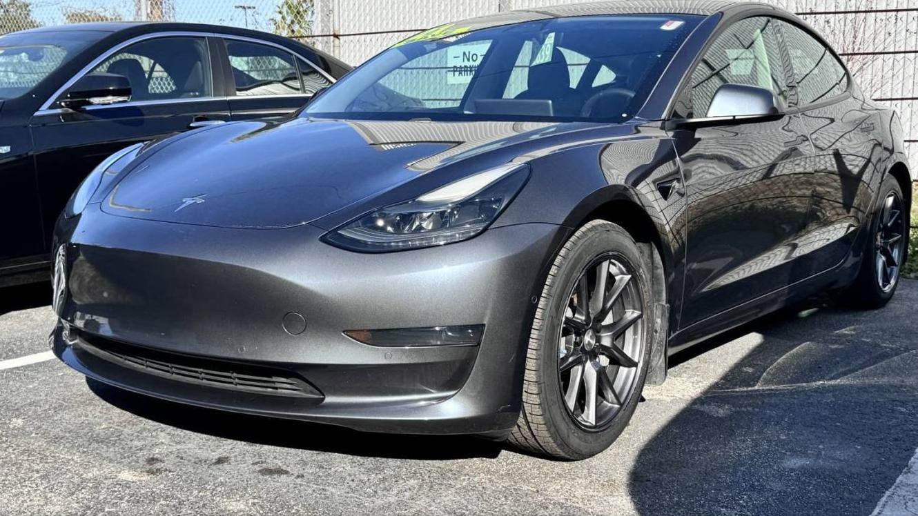 TESLA MODEL 3 2021 5YJ3E1EAXMF955515 image